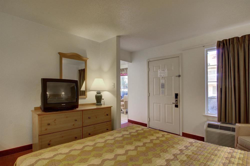 Atlanta Hotel Roswell Esterno foto
